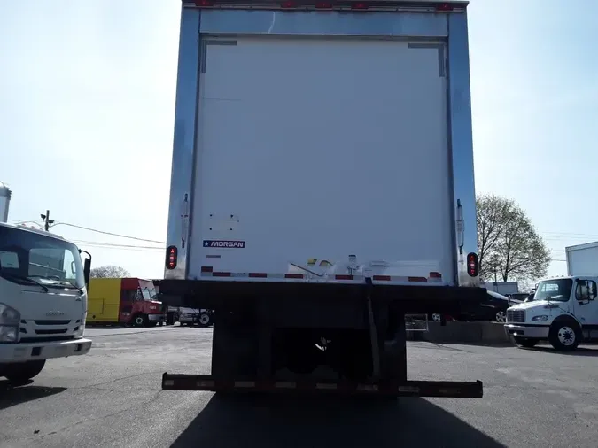 2019 FREIGHTLINER/MERCEDES M2 106