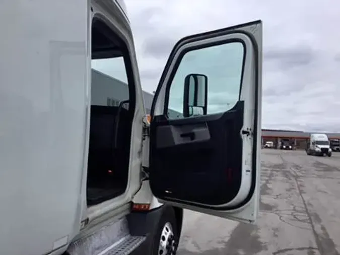 2020 Freightliner Cascadia