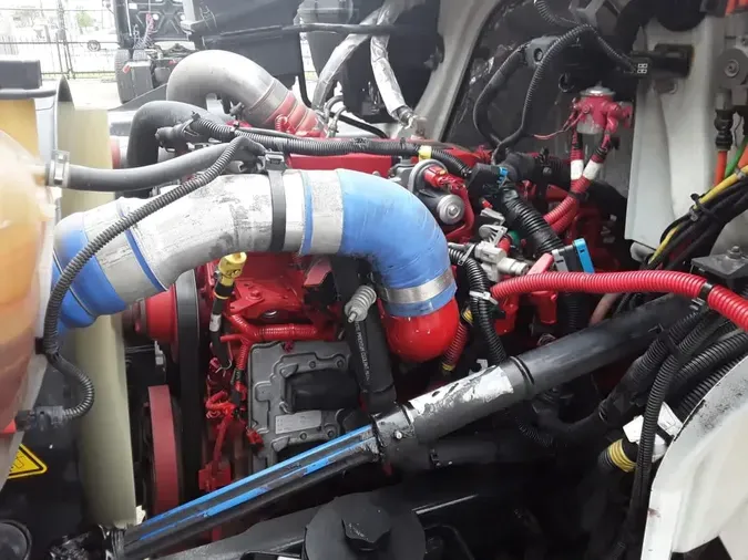 2019 NAVISTAR INTERNATIONAL 4300