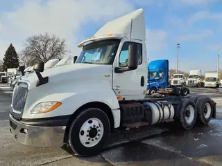 2019 NAVISTAR INTERNATIONAL LT625 DAYCAB T/A