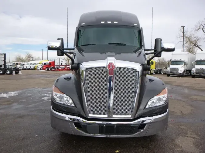 2023 Kenworth T680