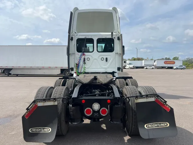 2020 FREIGHTLINER/MERCEDES NEW CASCADIA PX12664