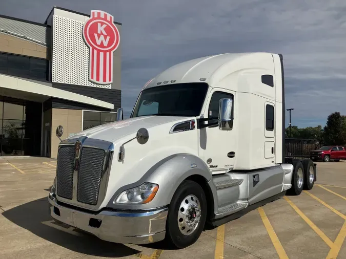 2022 Kenworth T680