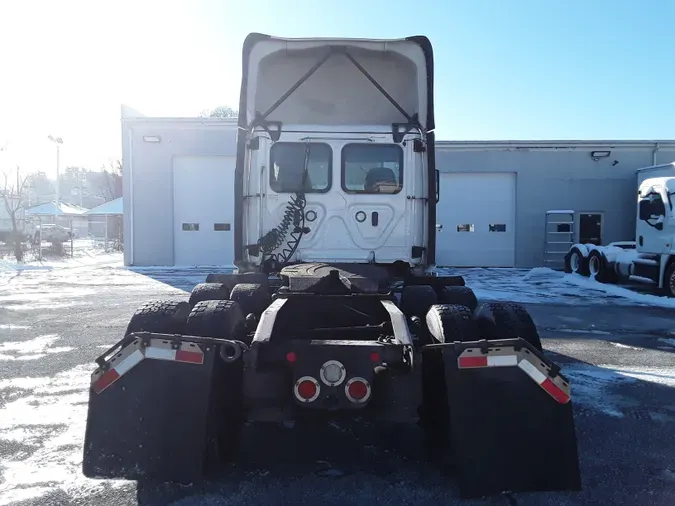 2020 FREIGHTLINER/MERCEDES NEW CASCADIA 116