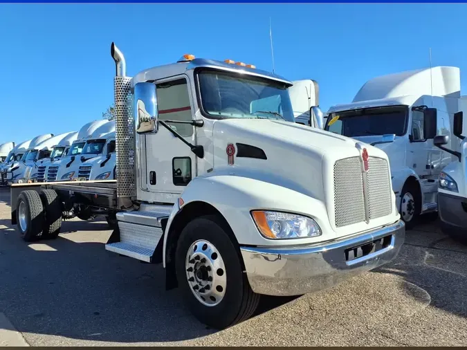 2020 KENWORTH TRUCKS T370