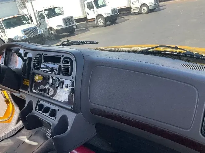 2019 Freightliner M2