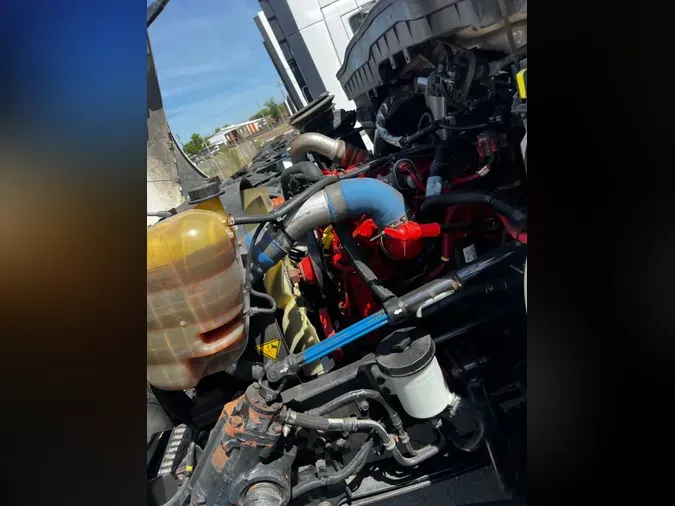 2019 NAVISTAR INTERNATIONAL 4300