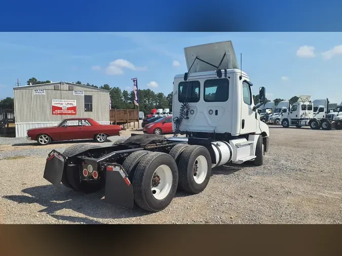 2019 FREIGHTLINER/MERCEDES NEW CASCADIA PX12664