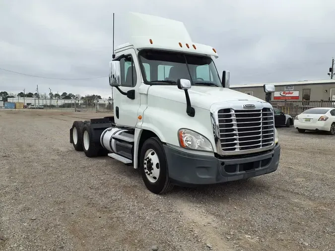 2018 FREIGHTLINER/MERCEDES CASCADIA 125