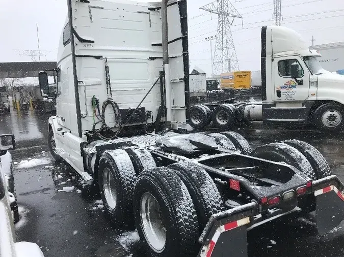 2014 VOLVO VNL64670