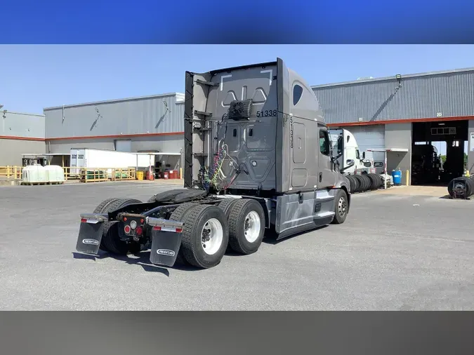 2021 Freightliner Cascadia 126b56bbe857c6c84dd9ddd5ed9c8935648