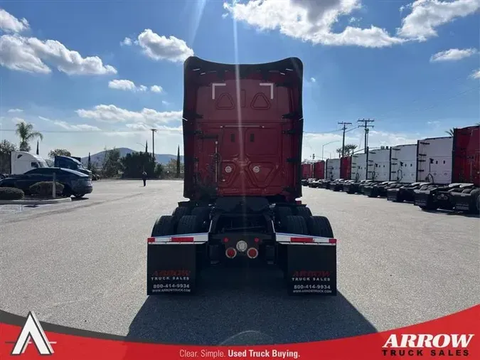 2022 FREIGHTLINER CA126