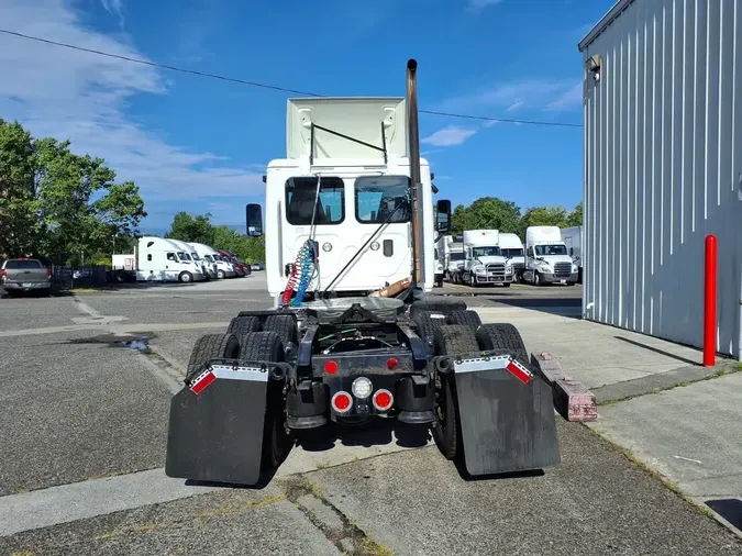 2017 FREIGHTLINER CASCADIA 125
