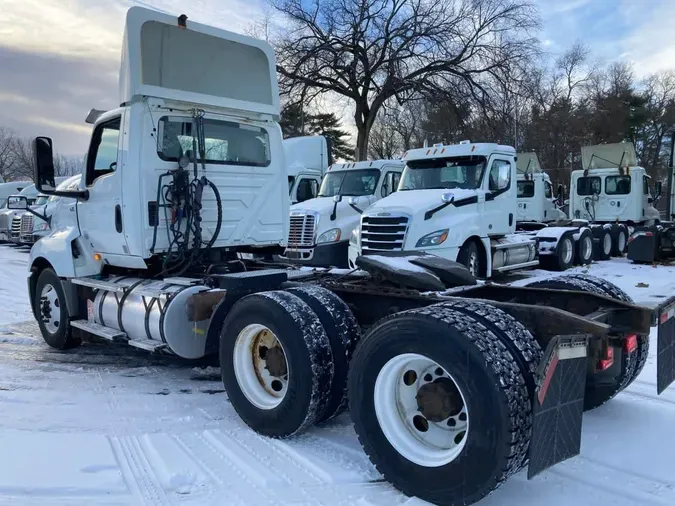 2019 NAVISTAR INTERNATIONAL LT625 DAYCAB T/Ab572d9e2796f8c837d90668ed190d145
