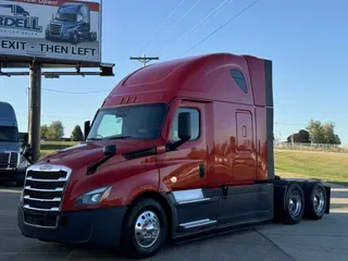 2020 FREIGHTLINER Cascadia 126