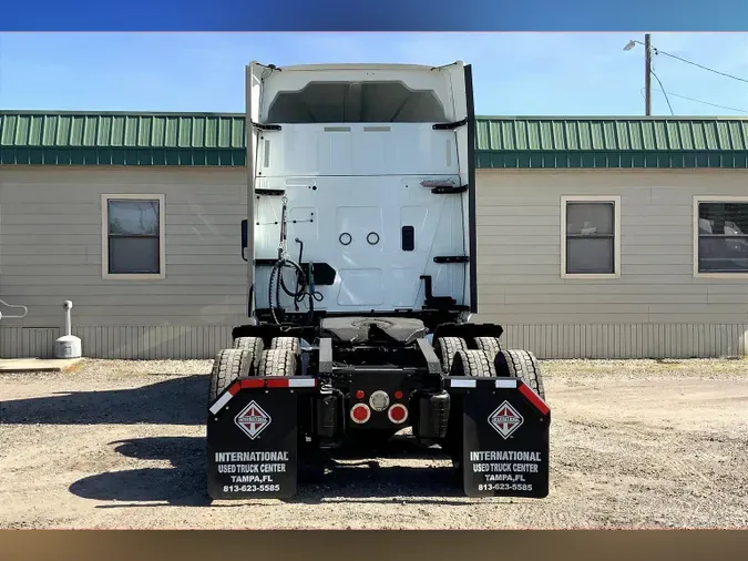 2021 INT LT625 6x4