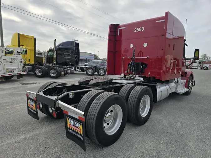 2022 Peterbilt 579
