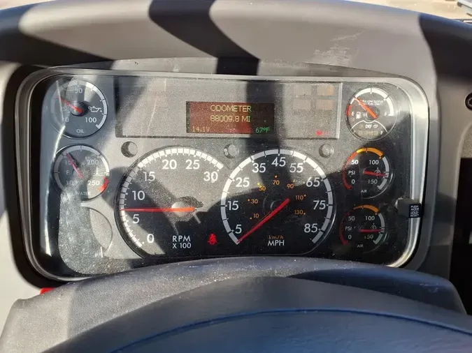 2019 FREIGHTLINER/MERCEDES M2 106