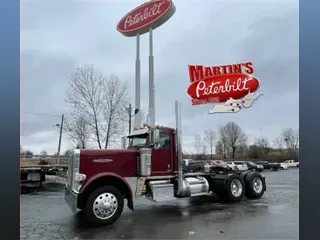 2014 PETERBILT 389