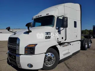 2019 MACK AN64T