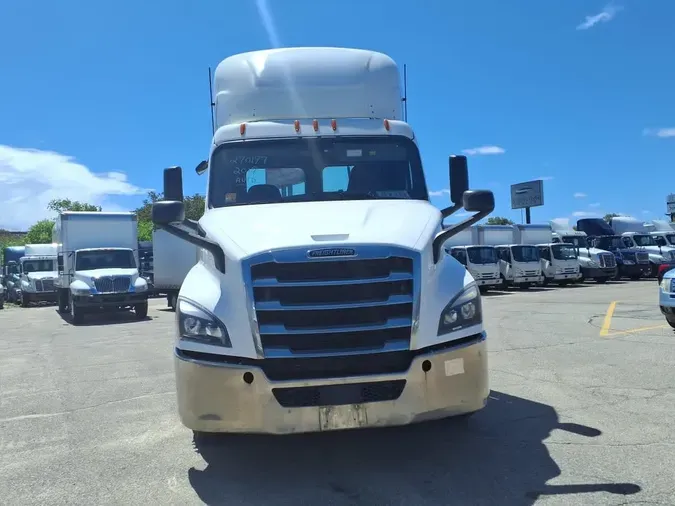 2019 FREIGHTLINER NEW CASCADIA 116