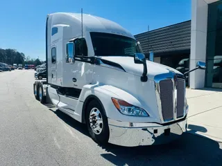 2023 Kenworth T680