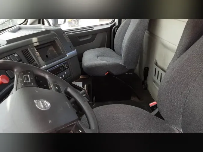 2018 Volvo VNL300
