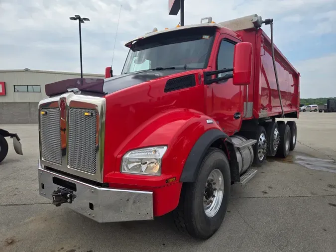 2021 Kenworth T880