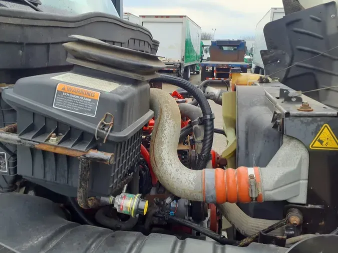 2020 NAVISTAR INTERNATIONAL MV607 (4X2)