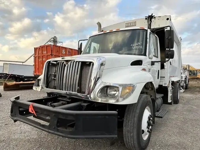 2005 INTERNATIONAL WORKSTAR 7400