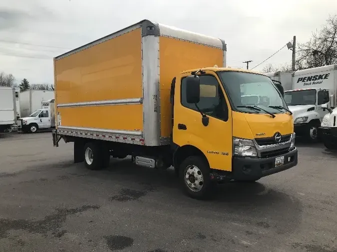 2019 Hino Truck 155b58c013971040619c59795c3ad3690f9