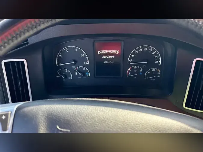2022 FREIGHTLINER CA126