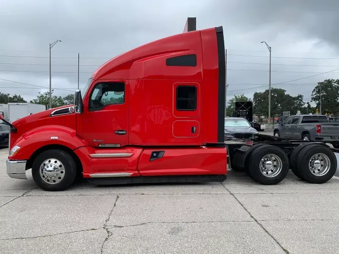 2022 Kenworth T680