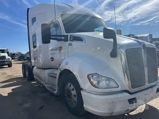 2016 KENWORTH T680b5922c92a1fb7f33370a42db4e02cb6b