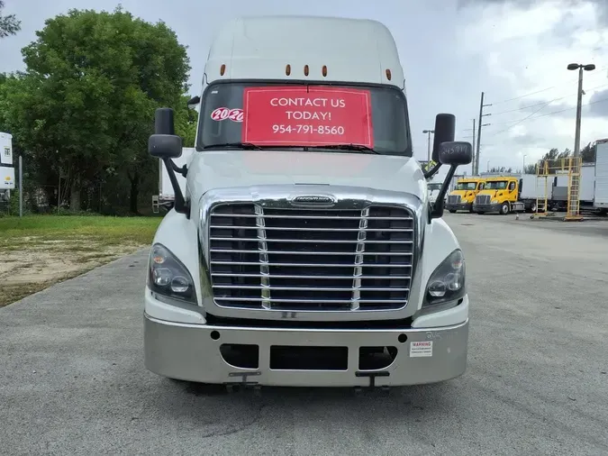 2020 FREIGHTLINER CASCADIA 125