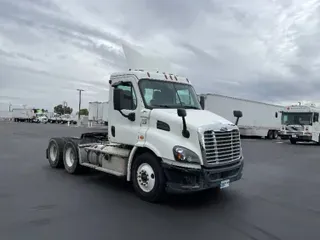 2016 FREIGHTLINER X11364ST