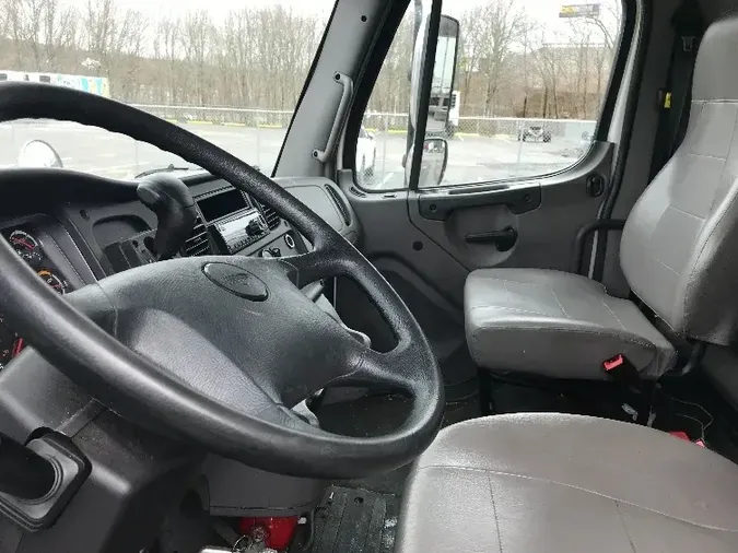 2019 Freightliner M2