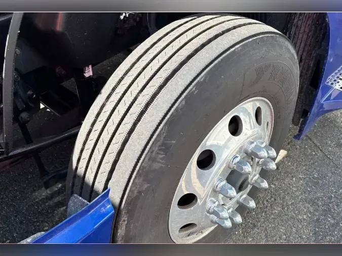 2024 VOLVO VNL64T760