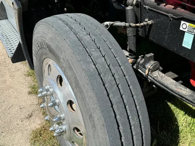 2021 Kenworth T880