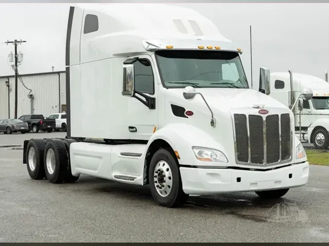 2022 PETERBILT 579