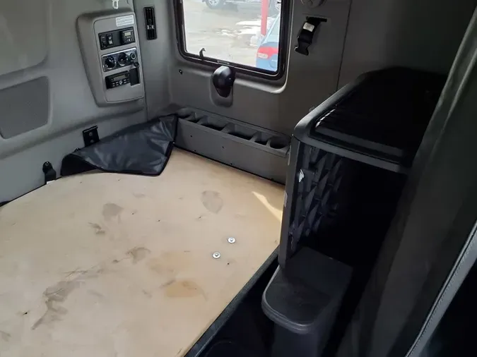 2020 NAVISTAR INTERNATIONAL LT625 SLPR CABb5a110b085270b962c203952999b3b0f