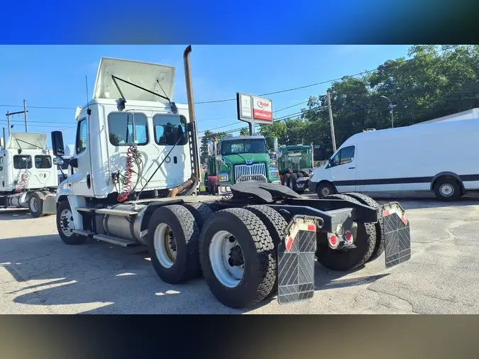 2020 FREIGHTLINER/MERCEDES CASCADIA 125b5a248bfca992022a40d9fc1a5dfcc0d