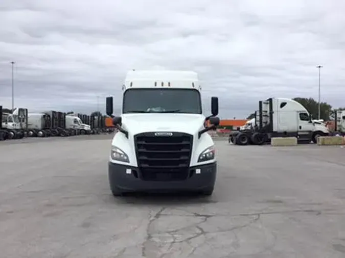 2020 Freightliner Cascadia