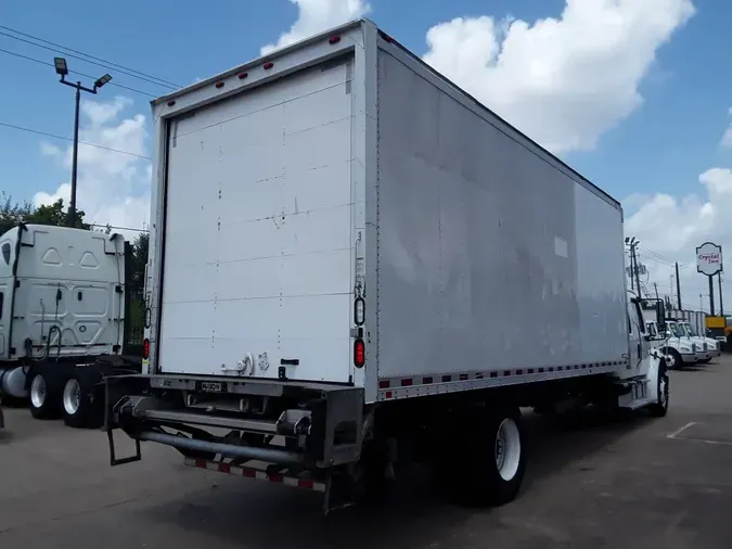 2016 FREIGHTLINER M2 106