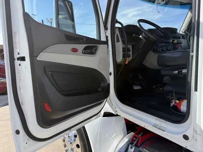 2024 Peterbilt 567