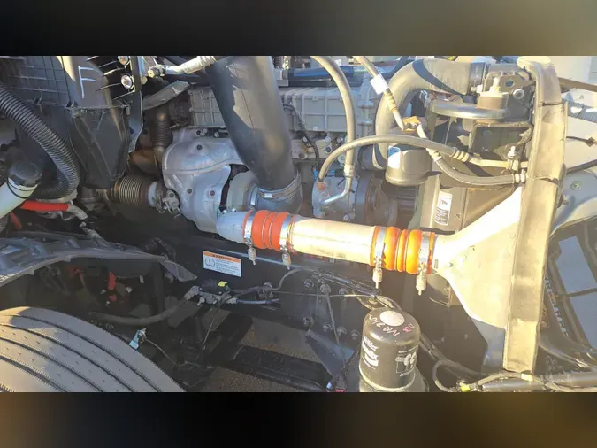 2022 Freightliner Cascadia 126b5a69648f9d39177ae4f4161b3728344