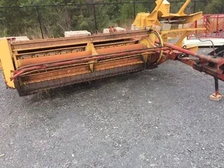 New Holland 488