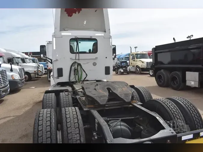 2016 PETERBILT 579