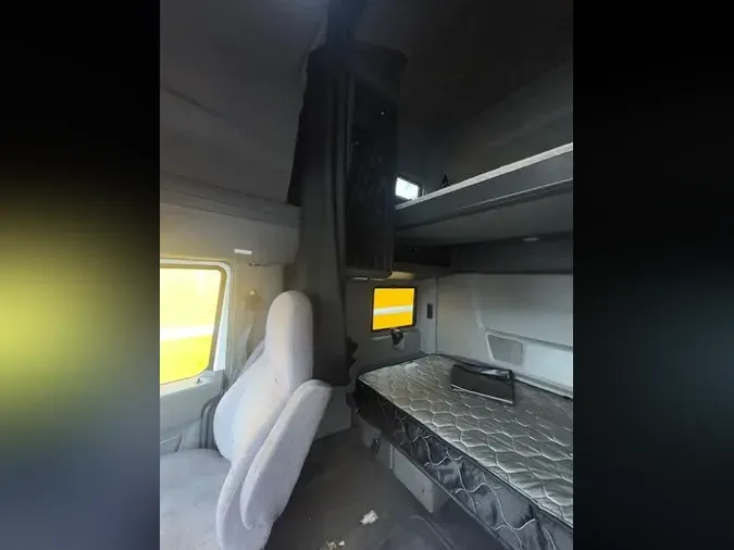 2020 International LT625