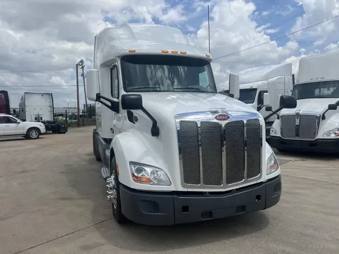 2021 Peterbilt 579